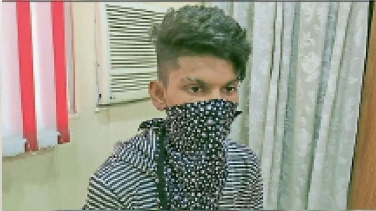 4 शादियां कर चुके पिता ने रचा ऐसा ड्रामा कि अपने ही बेटे को कर लिया अगवा, पुलिस भी नहीं समझ सकी चाल 4 शादियां कर चुके पिता ने रचा ऐसा ड्रामा कि अपने ही बेटे को कर लिया अगवा, पुलिस भी नहीं समझ सकी चाल