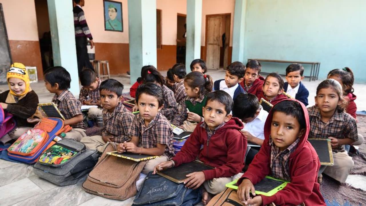 ತುರ್ತಾಗಿ ಶಾಲೆ ಆರಂಭ ಬೇಡ: ಶಿವಮೊಗ್ಗದಲ್ಲಿ ಮನವಿ