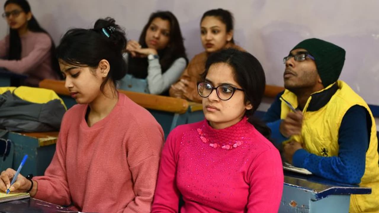 Mamata Banerjee: Shocked over CBSE's move to drop 'citizenship, federalism and partition' Mamata Banerjee: Shocked over CBSE's move to drop 'citizenship, federalism and partition'