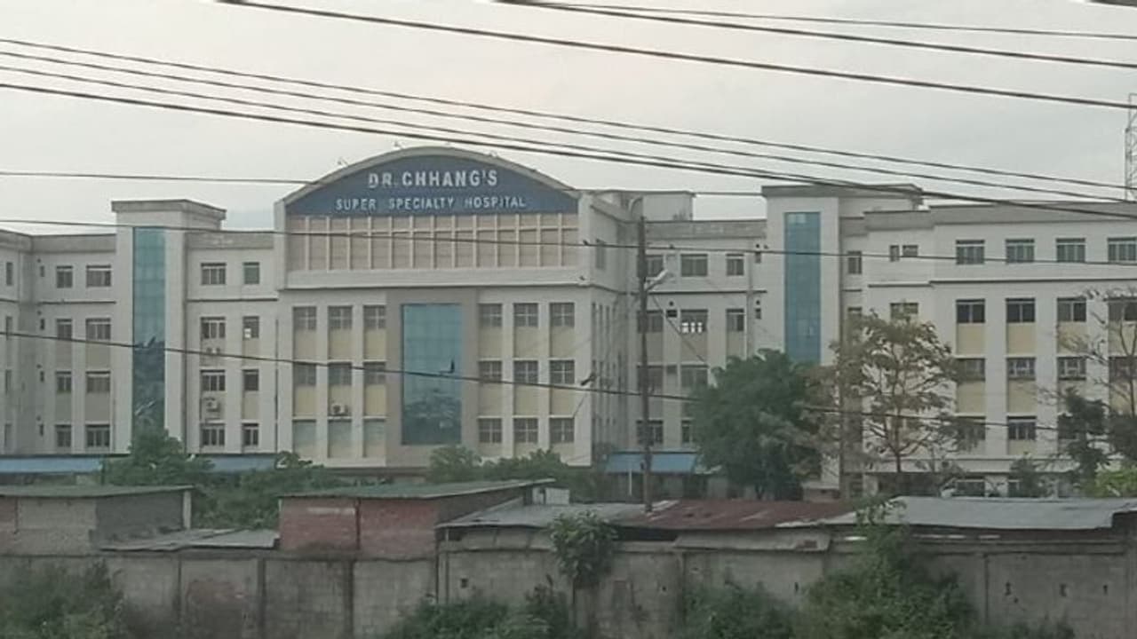 মাতৃস্নেহের কাছ হার মানল করোনা, কোভিড হাসপাতাল থেকে উধাও মহিলা মাতৃস্নেহের কাছ হার মানল করোনা, কোভিড হাসপাতাল থেকে উধাও মহিলা