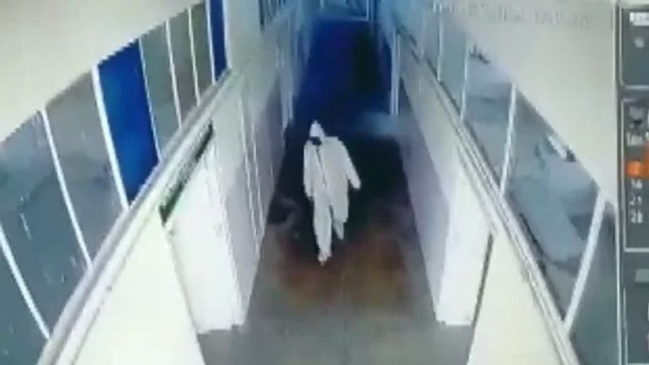 കൊവിഡ് രോഗിയായ തടവുകാരന്‍ ആശുപത്രിയില്‍ നിന്ന് രക്ഷപ്പെട്ടത് ഇങ്ങനെ...