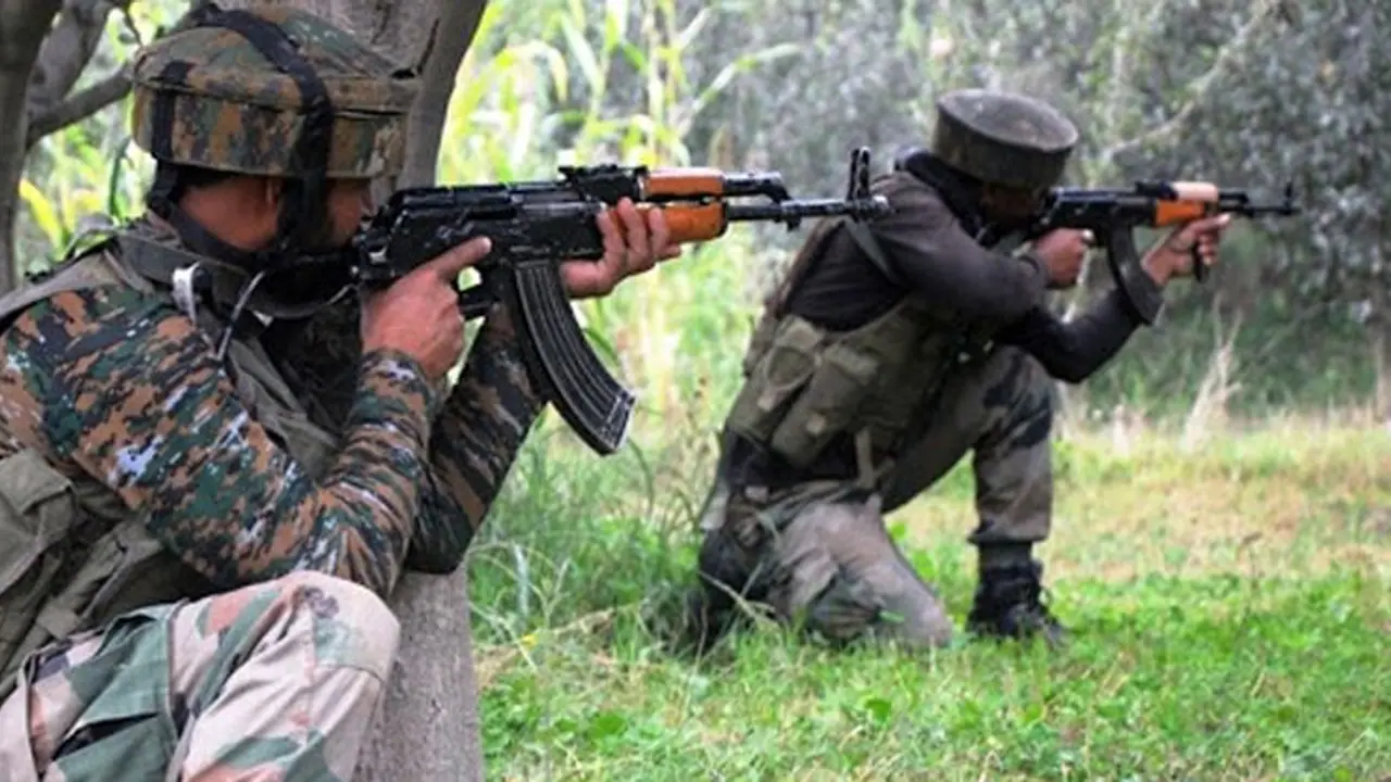 Terrorist attack on Army convoy leaves 5 soldiers dead in Jammu's Kathua Terrorist attack on Army convoy leaves 5 soldiers dead in Jammu's Kathua