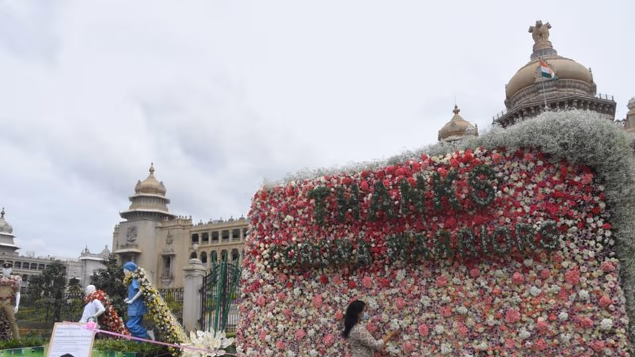 Stage set for Lalbagh flower show; over 7 lakh flowers used for replica of Vidhan Soudha