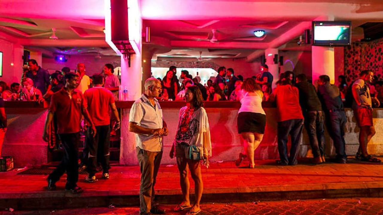 উধাও গোয়ার রহস্যজনক করোনা পজিটিভ মদ পরিবেশক, দিল্লি পুলিশের খাতাতেও সে 'নিখোঁজ'