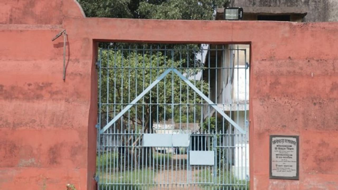 করোনা আতঙ্কে 'পৌষমাস', জেল থেকে ছাড়া পাচ্ছে বিচারাধীন ও সাজাপ্রাপ্ত বন্দিরা