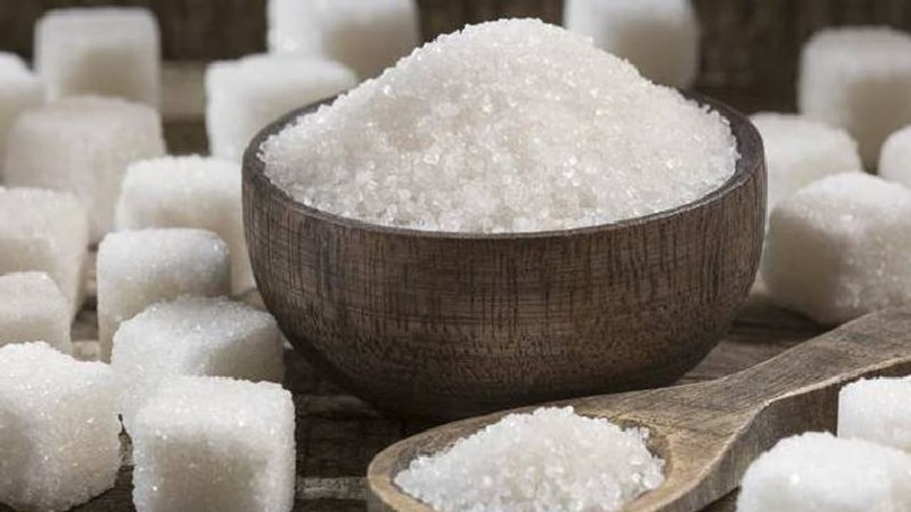 പഞ്ചസാര കൊണ്ട് ഇങ്ങനെയും ചില ഗുണങ്ങള് ഉണ്ടെന്ന് അറിയാമോ? പഞ്ചസാര കൊണ്ട് ഇങ്ങനെയും ചില ഗുണങ്ങള് ഉണ്ടെന്ന് അറിയാമോ?