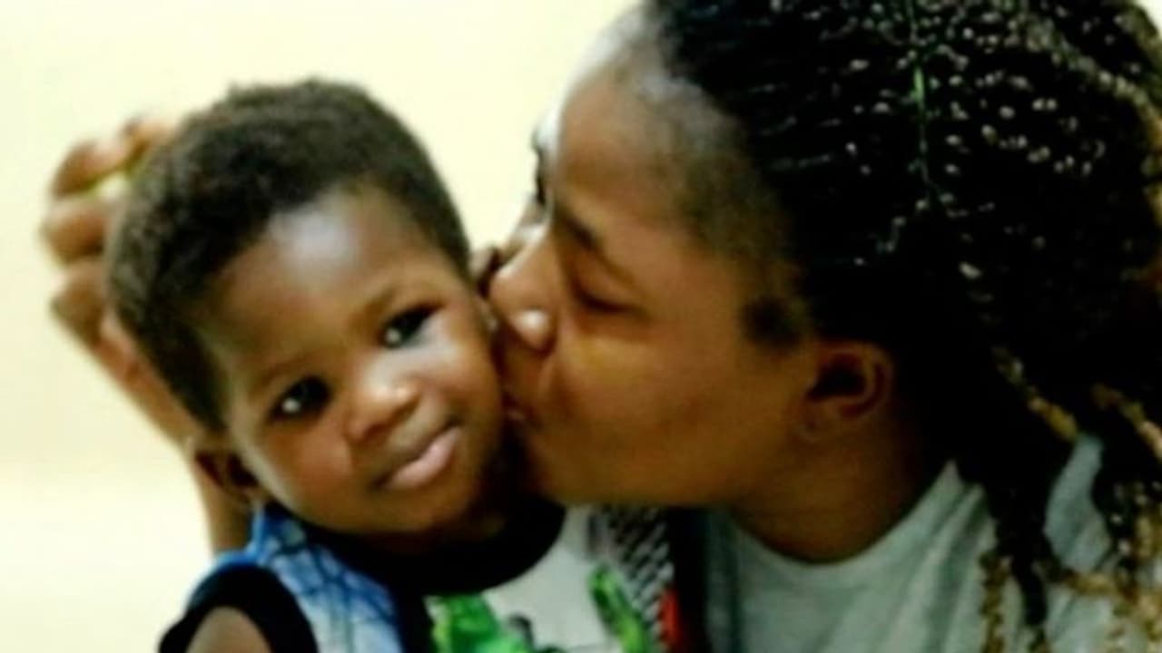 ശസ്ത്രക്രിയയ്ക്ക് വന്ന് ലോക്ഡൗണില് പെട്ടുപോയി; കനിവ് കാത്ത് നിര്ധനരായ വിദേശ കുടുംബം... ശസ്ത്രക്രിയയ്ക്ക് വന്ന് ലോക്ഡൗണില് പെട്ടുപോയി; കനിവ് കാത്ത് നിര്ധനരായ വിദേശ കുടുംബം...