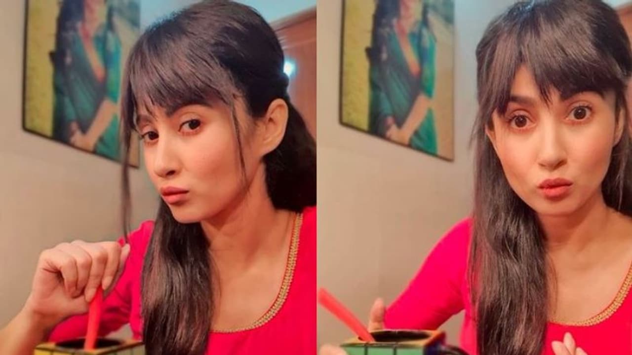 'আরুশি'কে বিদায় মনামীর, কোন দিকে এবার ঘুরবে 'ইরাবতীর চুপকথা'র গল্প 'আরুশি'কে বিদায় মনামীর, কোন দিকে এবার ঘুরবে 'ইরাবতীর চুপকথা'র গল্প