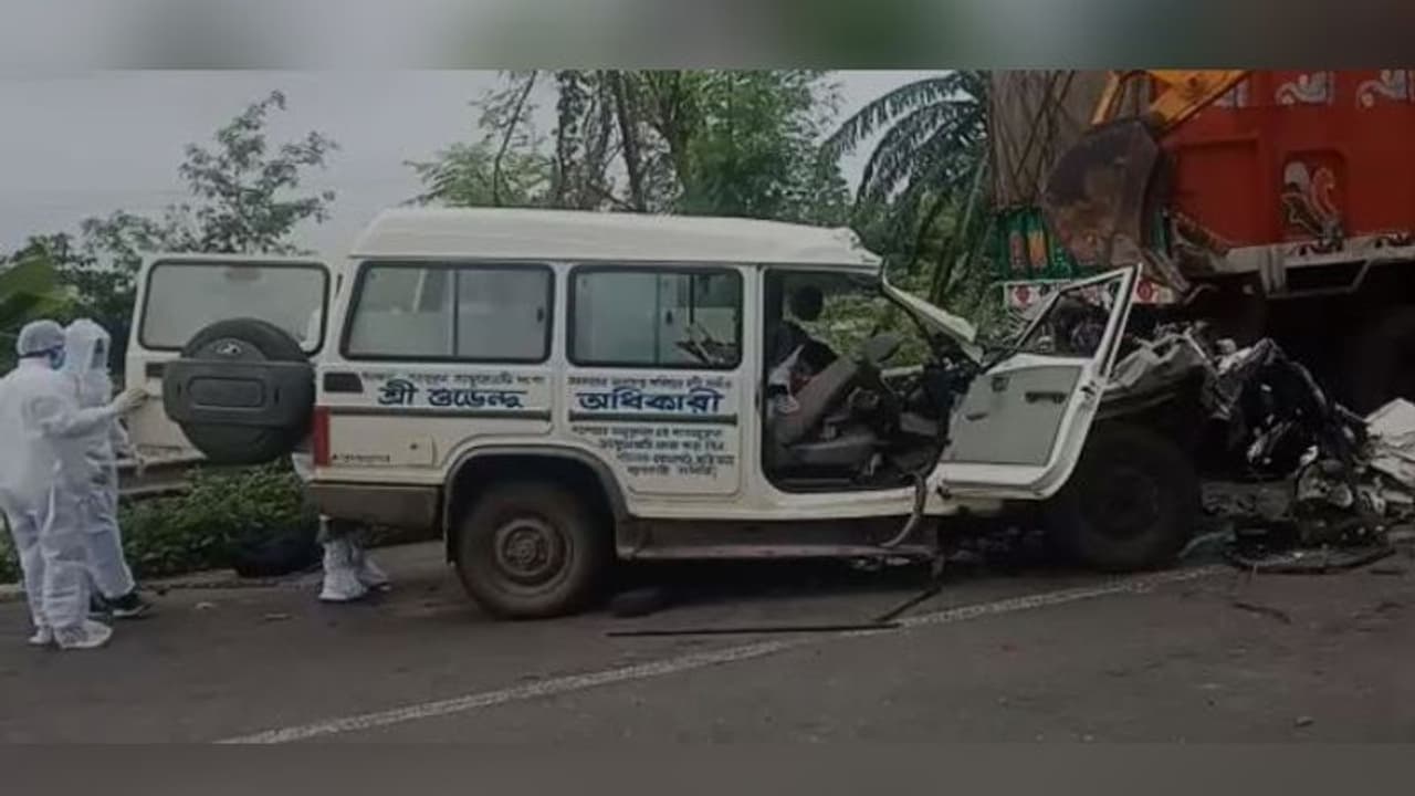 একমাত্র 'করোনা অ্যাম্বলেন্স' চালকের মৃত্যু, মর্মান্তিক দুর্ঘটনায় শোকস্তব্ধ কোলাঘাট একমাত্র 'করোনা অ্যাম্বলেন্স' চালকের মৃত্যু, মর্মান্তিক দুর্ঘটনায় শোকস্তব্ধ কোলাঘাট
