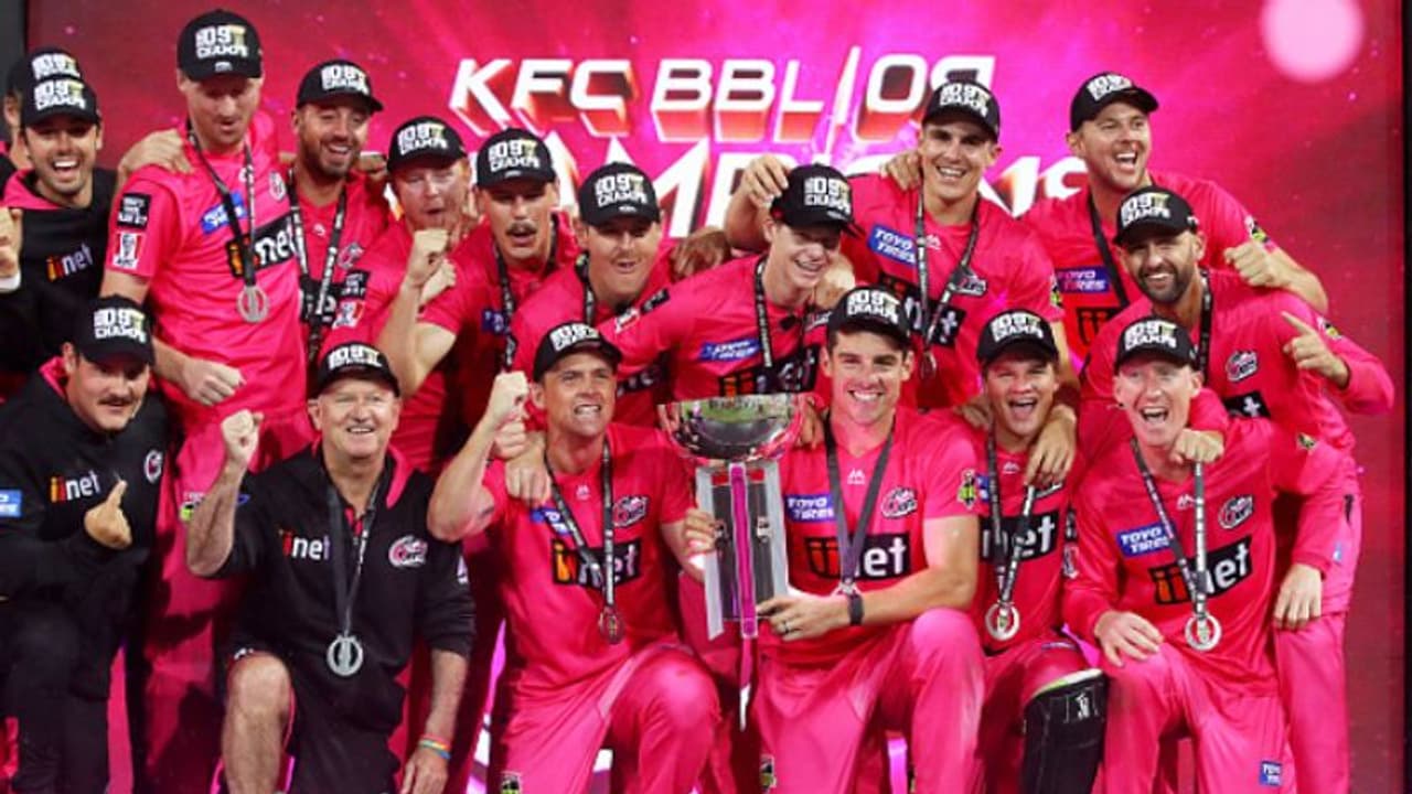 ভারত অস্ট্রেলিয়া সিরিজের মাঝেই শুরু হচ্ছে বিগ ব্যাশ লিগ