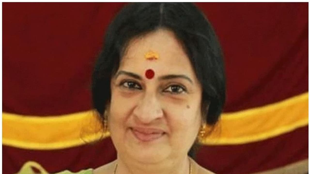 ഗാനരചയിതാവ് പദ്മജ രാധാകൃഷ്ണൻ അന്തരിച്ചു ഗാനരചയിതാവ് പദ്മജ രാധാകൃഷ്ണൻ അന്തരിച്ചു