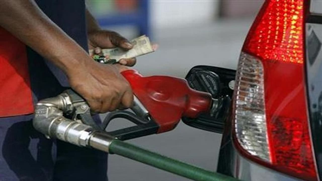 ಪೆಟ್ರೋಲ್ ಡೀಸೆಲ್ ಬೆಲೆಯಲ್ಲಿ ಮತ್ತಷ್ಟು ಏರಿಕೆ..!