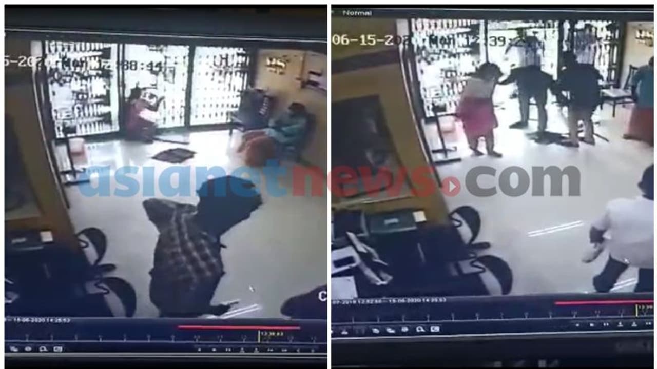 പെരുമ്പാവൂരിൽ ചില്ലുവാതിൽ പൊട്ടി ദേഹത്ത് തുളച്ച് കയറി യുവതിയ്ക്ക് ദാരുണമരണം