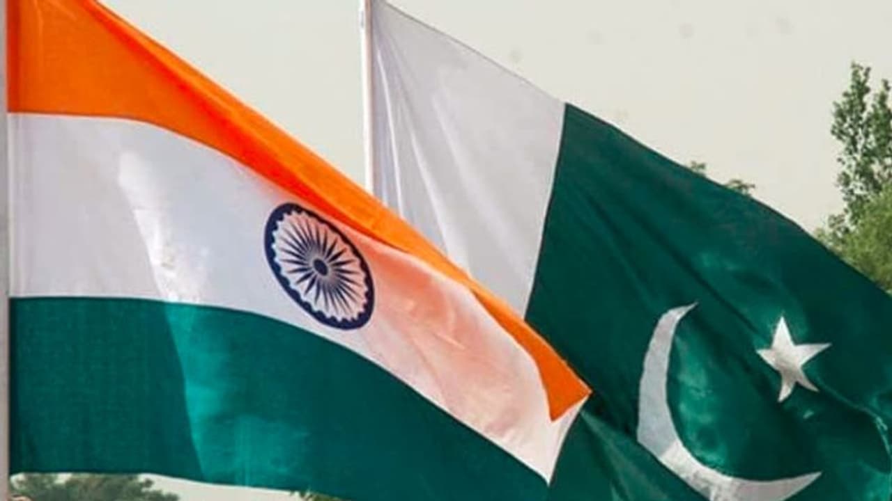 50% ಪಾಕ್ ಸಿಬ್ಬಂದಿಗೆ ಭಾರತ ಗೇಟ್‌ಪಾಸ್!