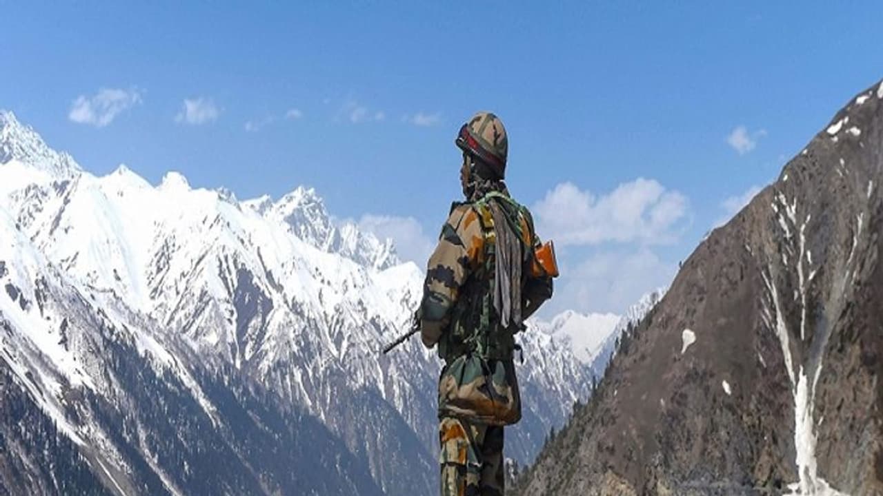 সৈন্য মৃত্যু নিয়ে চিনা সেনার স্বাকারোক্তি, গালওয়ান সমস্যা যাচ্ছে কূটনৈতিক আলোচনার কোর্টে সৈন্য মৃত্যু নিয়ে চিনা সেনার স্বাকারোক্তি, গালওয়ান সমস্যা যাচ্ছে কূটনৈতিক আলোচনার কোর্টে