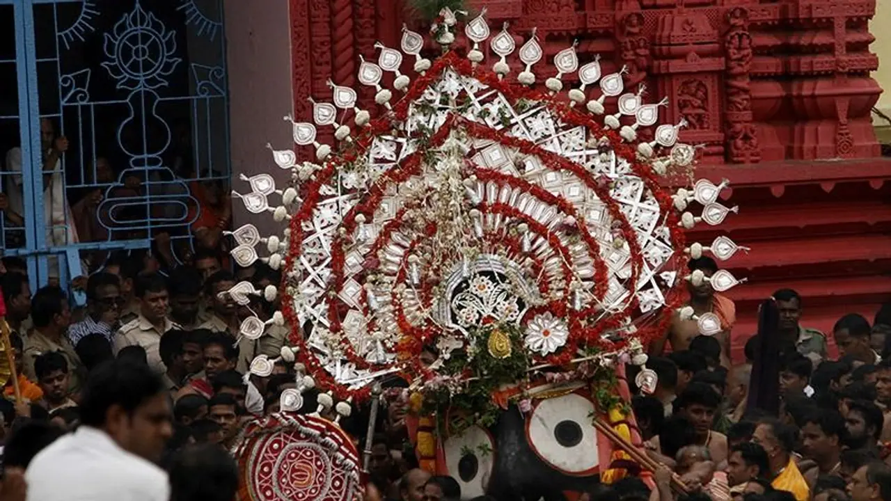 জগন্নাথ মন্দির থেকে ৩ কিলোমিটার দূরে রয়েছে মাসির বাড়ি, জানেন কে ছিলেন এই দেবী গুন্ডিচা জগন্নাথ মন্দির থেকে ৩ কিলোমিটার দূরে রয়েছে মাসির বাড়ি, জানেন কে ছিলেন এই দেবী গুন্ডিচা