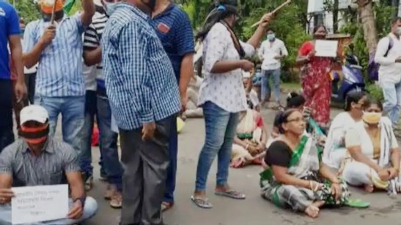 ভারতীয় সেনার মৃত্যুতে প্রতিবাদ, সল্টলেকে চিনা রাষ্ট্রদূত ভবনের সামনে বিজেপির বিক্ষোভ