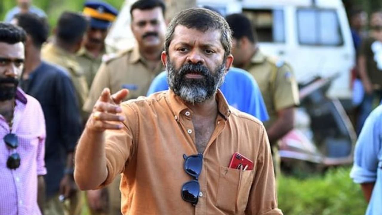 സച്ചിയുടെ നില അതീവ ഗുരുതരമായി തുടരുന്നുവെന്ന് മെഡിക്കല് റിപ്പോര്ട്ട് സച്ചിയുടെ നില അതീവ ഗുരുതരമായി തുടരുന്നുവെന്ന് മെഡിക്കല് റിപ്പോര്ട്ട്