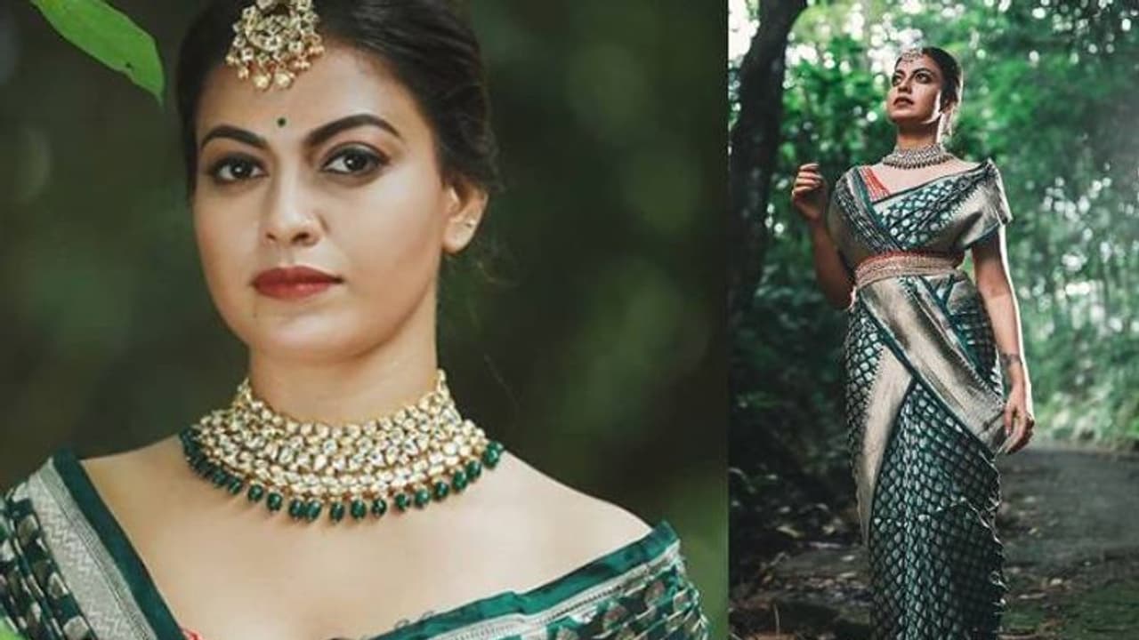ബനാറസി സാരിയില്‍ അതിമനോഹരിയായി അനുശ്രീ