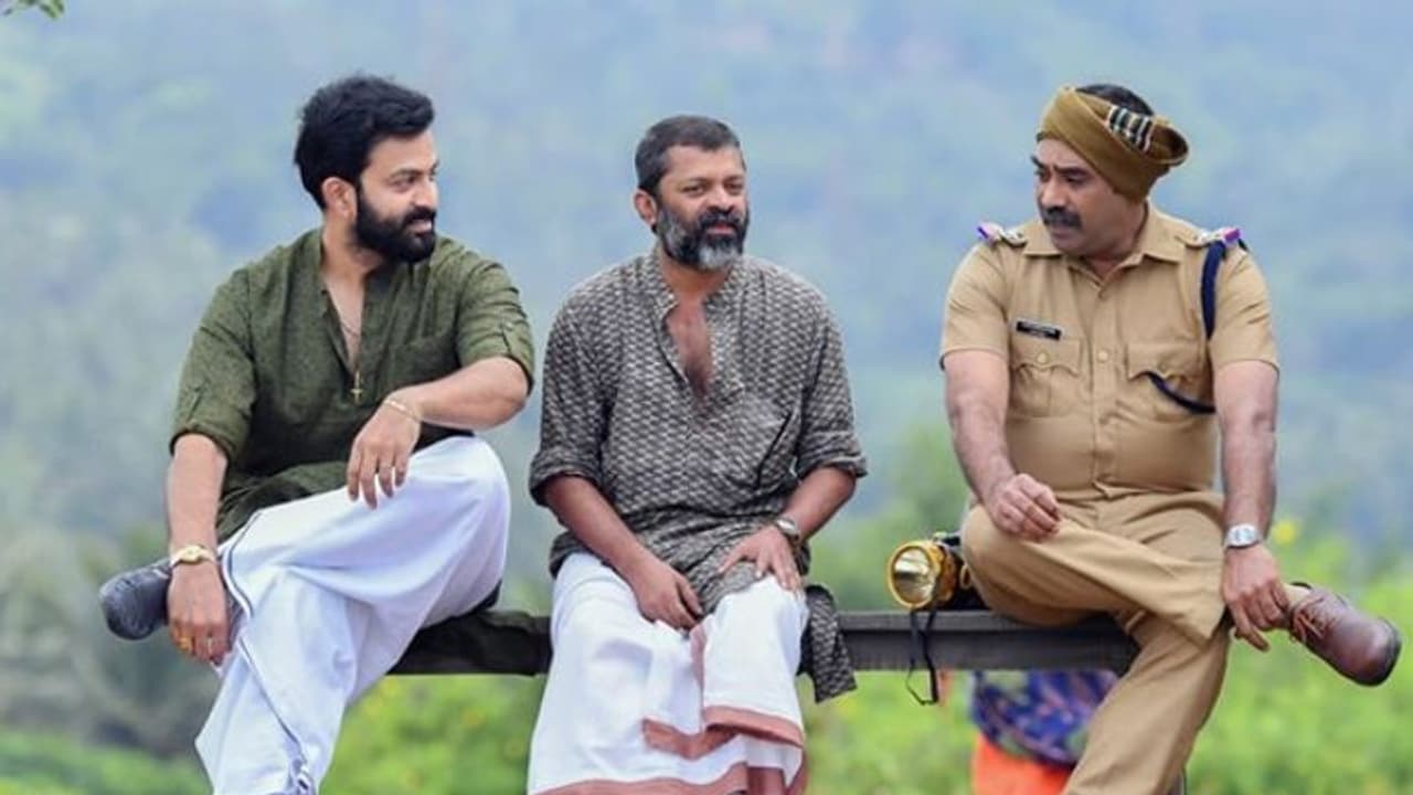 സച്ചി, ജനപ്രിയസിനിമയുടെ ഭാഗമെന്ന് അഭിമാനത്തോടെ പറഞ്ഞയാള് സച്ചി, ജനപ്രിയസിനിമയുടെ ഭാഗമെന്ന് അഭിമാനത്തോടെ പറഞ്ഞയാള്