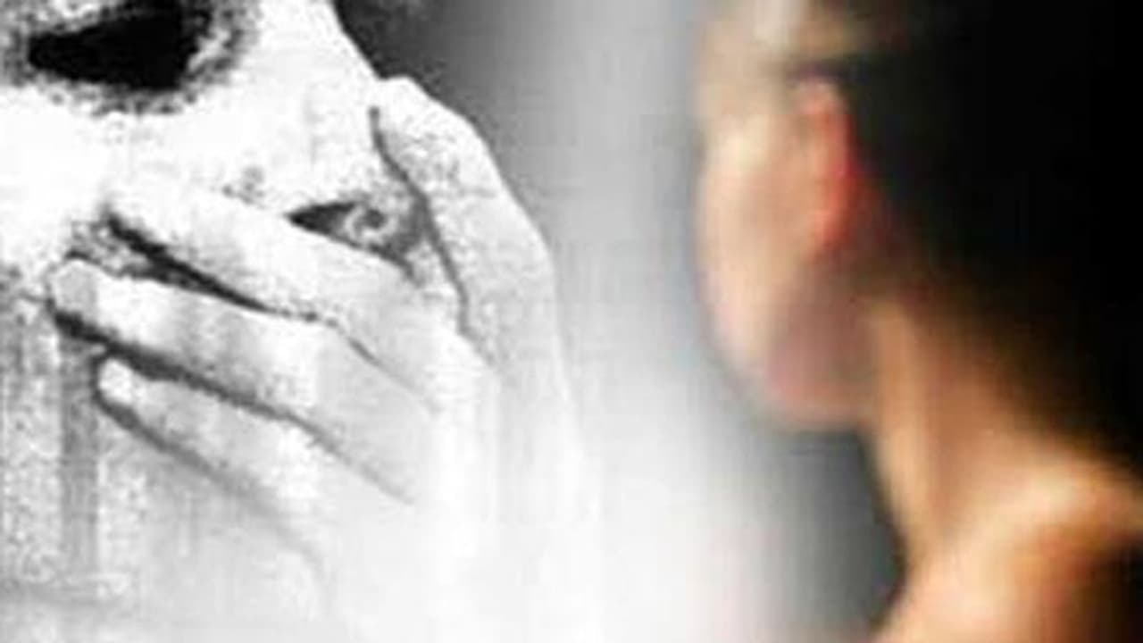 ఒకే కుటుంబానికి చెందిన నలుగురు మృతి: బయటపడిన సంచలన విషయం