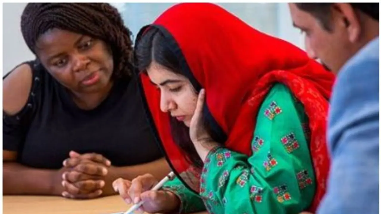 ಪಾಕ್ ಮಹಿಳೆಯರಿಗೆ ಮಲಾಲ ಯೂಸಫ್ ಸ್ಕಾಲರ್ಶಿಪ್ ಕಾಯ್ದೆ ಪಾಸ್ ಮಾಡಿದ ಅಮೆರಿಕ! ಪಾಕ್ ಮಹಿಳೆಯರಿಗೆ ಮಲಾಲ ಯೂಸಫ್ ಸ್ಕಾಲರ್ಶಿಪ್ ಕಾಯ್ದೆ ಪಾಸ್ ಮಾಡಿದ ಅಮೆರಿಕ!