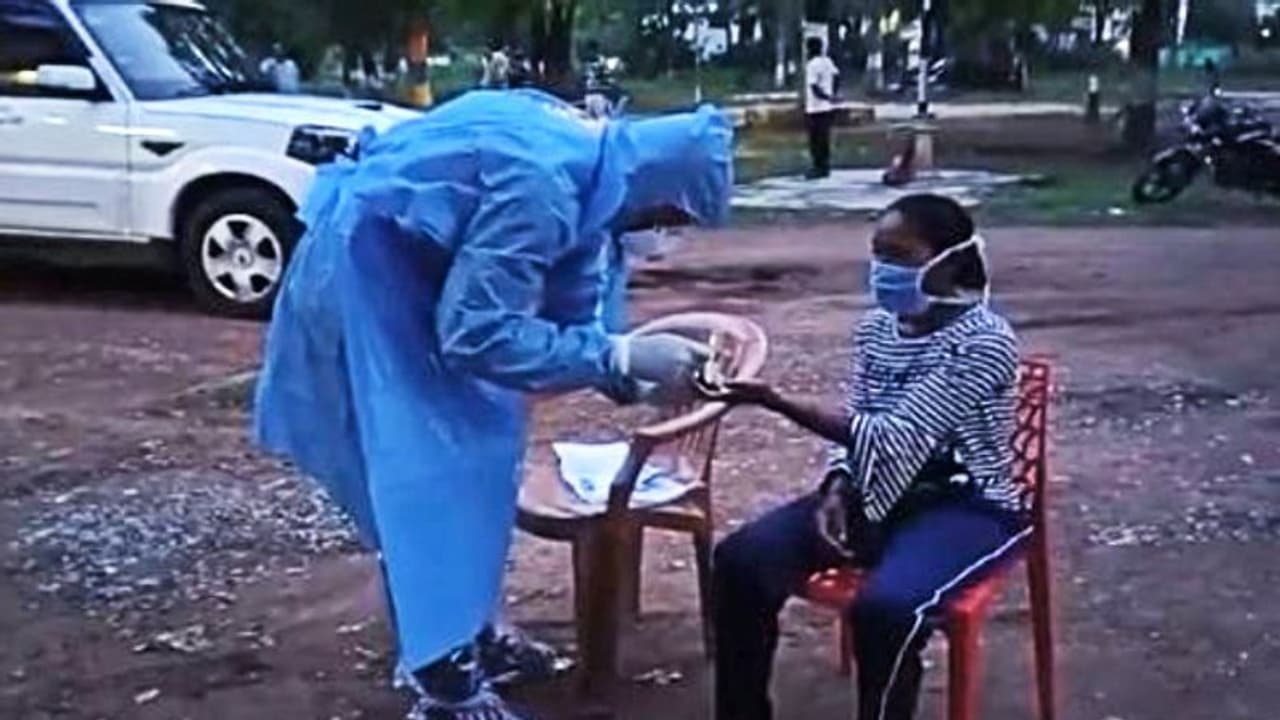 ঘন অরণ্যে মাওবাদী ডেরাতেও হানা দিল করোনা, সংক্রমণের ভয়ে কাঁপছে তাবড় ভয়ঙ্কর নেতারাও