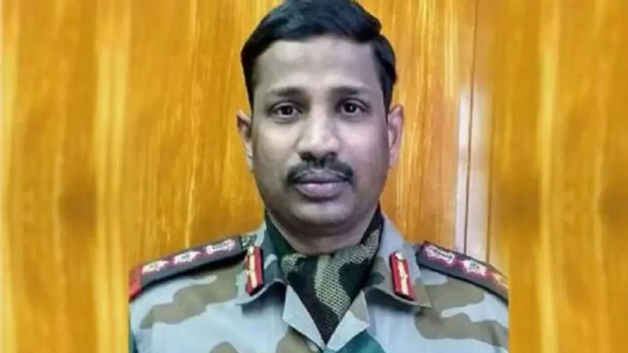 Col Santosh, who was martyred in Galwan clashes will be honoured with Mahavir Chakra