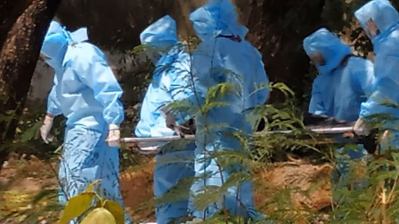 தமிழ்நாட்டில் இன்று சோகம்: ஒரே நாளில் உச்சபட்ச உயிரிழப்பு..! இன்று 4538 பேருக்கு தொற்று.. 3391 பேர் டிஸ்சார்ஜ் தமிழ்நாட்டில் இன்று சோகம்: ஒரே நாளில் உச்சபட்ச உயிரிழப்பு..! இன்று 4538 பேருக்கு தொற்று.. 3391 பேர் டிஸ்சார்ஜ்