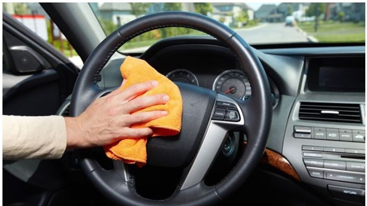 കൊവിഡ് ജാഗ്രത; കാറുകള് അണുവിമുക്തമാക്കണമെന്ന് റോഡ് ട്രാന്സ്പോര്ട്ട് അതോരിറ്റി കൊവിഡ് ജാഗ്രത; കാറുകള് അണുവിമുക്തമാക്കണമെന്ന് റോഡ് ട്രാന്സ്പോര്ട്ട് അതോരിറ്റി