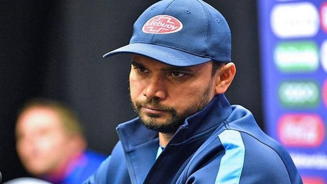 ১৫ দিন পরেও করোনা ভাইরাস থেকে মুক্তি পেলেন না মোর্তাজা ১৫ দিন পরেও করোনা ভাইরাস থেকে মুক্তি পেলেন না মোর্তাজা