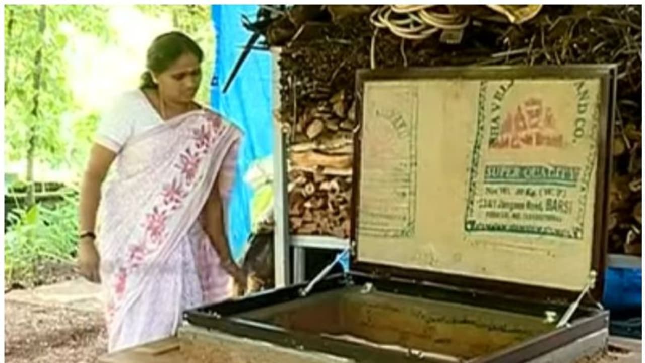 പ്രകൃതി സൗഹൃദ ഫ്രിഡ്ജുമായി വീട്ടമ്മ; വൈദ്യുതി വേണ്ട, വെള്ളം മാത്രം മതി