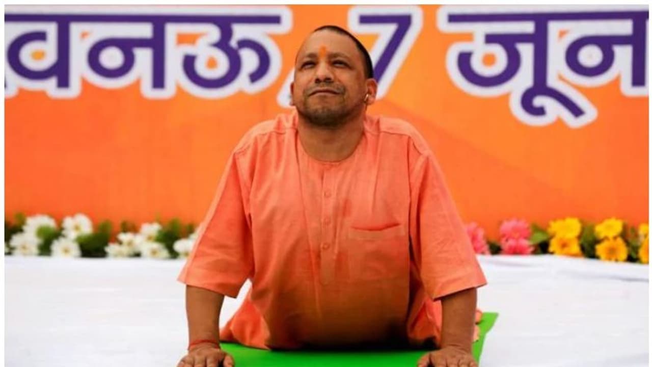 യോഗയും ആരോഗ്യവും പരസ്പരപൂരകങ്ങളാണ്; രോഗപ്രതിരോധ ശേഷി വർദ്ധിപ്പിക്കും; യോഗി ആദിത്യനാഥ് യോഗയും ആരോഗ്യവും പരസ്പരപൂരകങ്ങളാണ്; രോഗപ്രതിരോധ ശേഷി വർദ്ധിപ്പിക്കും; യോഗി ആദിത്യനാഥ്