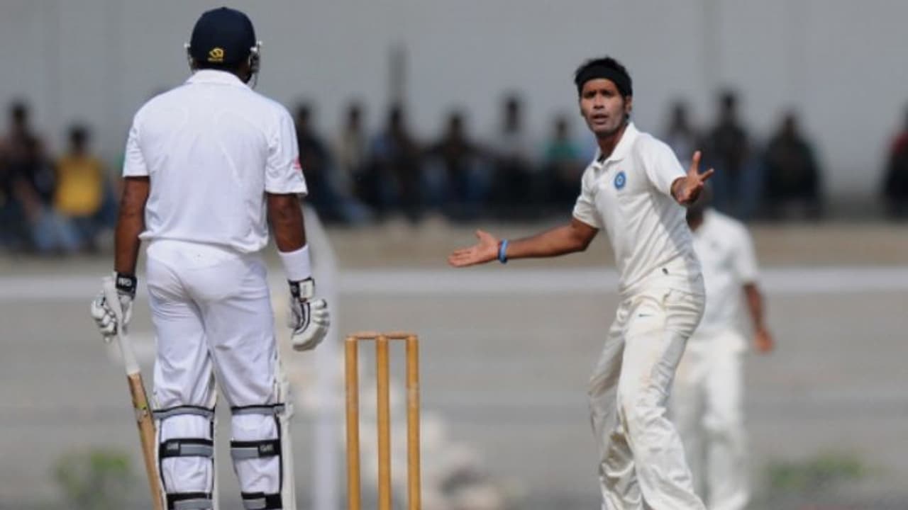 পরের মরসুম থেকে অন্য রাজ্যের হয়ে খেলার সিদ্ধান্ত নিলেন অশোক দিন্দা পরের মরসুম থেকে অন্য রাজ্যের হয়ে খেলার সিদ্ধান্ত নিলেন অশোক দিন্দা