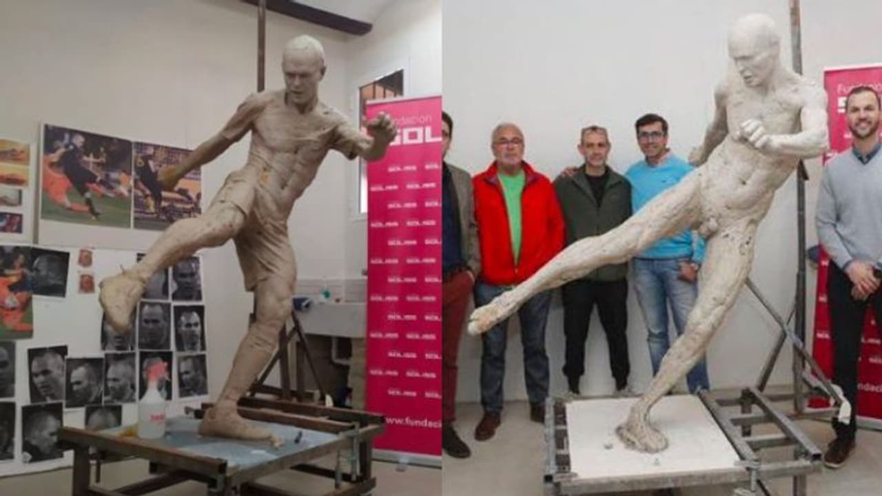 অবশেষে প্যান্ট পড়ানোয় খুশি ইনিয়েস্তা,জানালেন ধন্যবাদ অবশেষে প্যান্ট পড়ানোয় খুশি ইনিয়েস্তা,জানালেন ধন্যবাদ