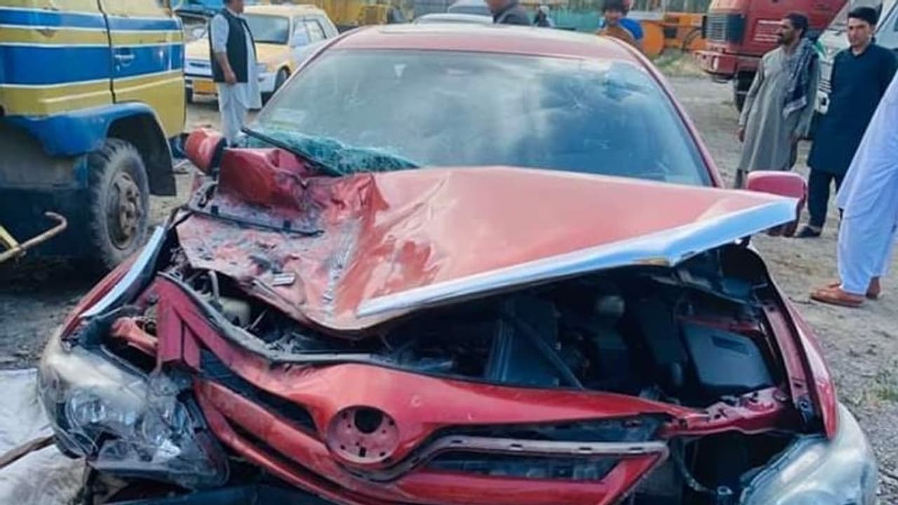 ಅಫ್ಘಾನಿಸ್ತಾನ ಕ್ರಿಕೆಟಿಗನ ಕಾರು ಅಪಘಾತ; ವಾಹನ ಪುಡಿ ಪುಡಿ! ಅಫ್ಘಾನಿಸ್ತಾನ ಕ್ರಿಕೆಟಿಗನ ಕಾರು ಅಪಘಾತ; ವಾಹನ ಪುಡಿ ಪುಡಿ!