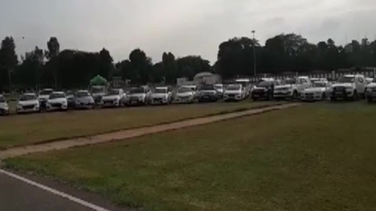 VVIP नंबर्स के लिए दुगुनी कीमत चुकानी होगी, पति पत्नी, बेटा बेटी को भी ट्रांसफर किया जा सकेगा नंबर VVIP नंबर्स के लिए दुगुनी कीमत चुकानी होगी, पति पत्नी, बेटा बेटी को भी ट्रांसफर किया जा सकेगा नंबर