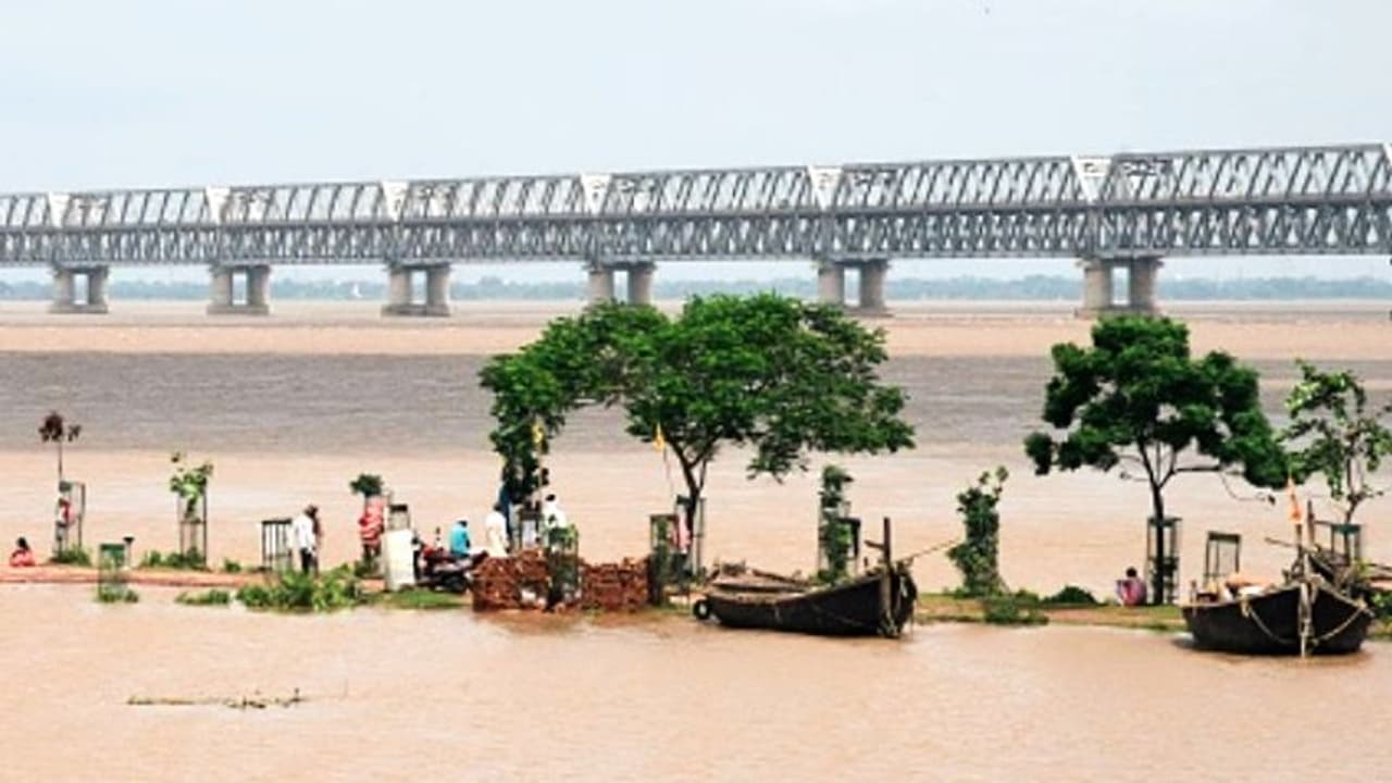 দাদাগিরি করছে নেপালও, মানচিত্রের পর এবার জোর করে বন্যা বিপর্যয় চাপাচ্ছে ভারতের উপর