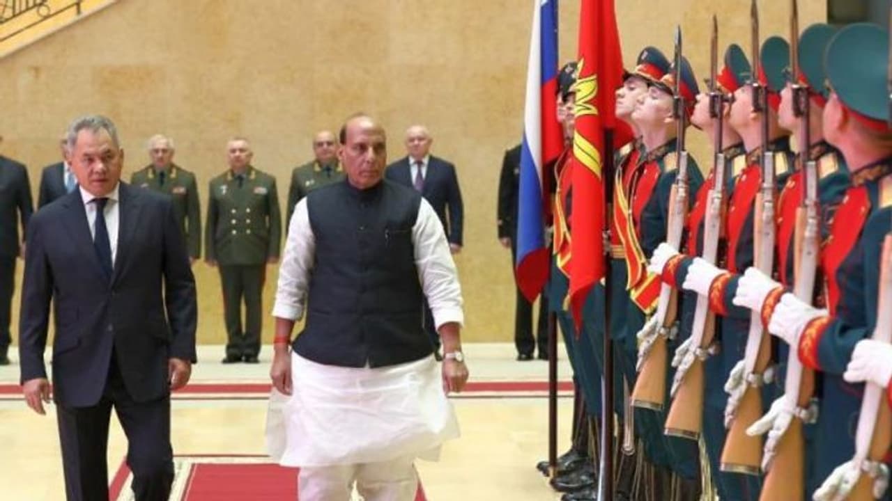 #UnmaskingChina:சீனாவின் மூக்கை உடைத்த ராஜ்நாத் சிங்..!! மூன்றாவது நாட்டில் வைத்து அவமானம்..!! #UnmaskingChina:சீனாவின் மூக்கை உடைத்த ராஜ்நாத் சிங்..!! மூன்றாவது நாட்டில் வைத்து அவமானம்..!!