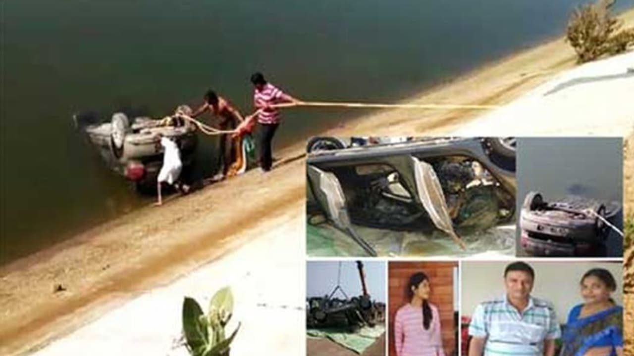 పెద్దపల్లి ఎమ్మెల్యే సోదరి కుటుంబం ఆత్మహత్య: ఇన్నాళ్లకు దొరికిన సూసైడ్ నోట్ పెద్దపల్లి ఎమ్మెల్యే సోదరి కుటుంబం ఆత్మహత్య: ఇన్నాళ్లకు దొరికిన సూసైడ్ నోట్