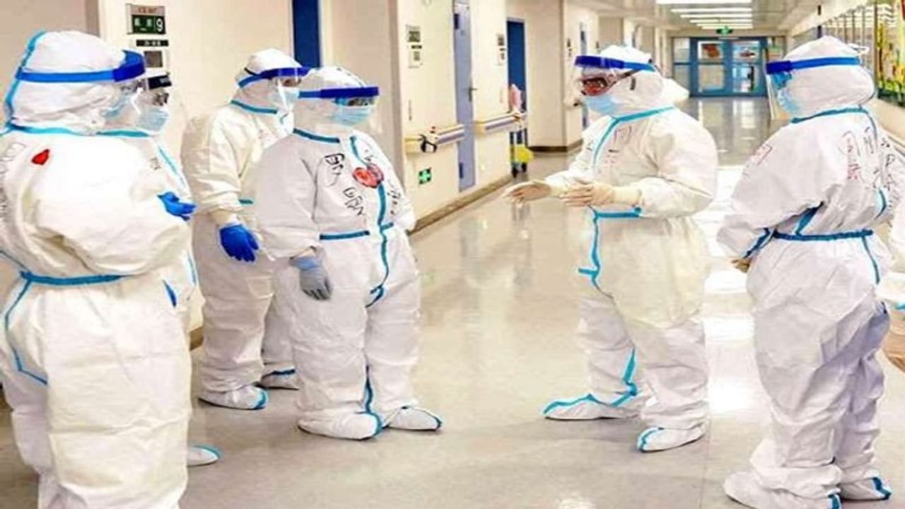 রাজধানীতে আক্রান্ত ১ লক্ষ পেরিয়ে গেল, ৭ লক্ষ সংক্রমণ নিয়ে বিশ্বের ক্রম তালিকায় ৩ নম্বরে ভারত রাজধানীতে আক্রান্ত ১ লক্ষ পেরিয়ে গেল, ৭ লক্ষ সংক্রমণ নিয়ে বিশ্বের ক্রম তালিকায় ৩ নম্বরে ভারত