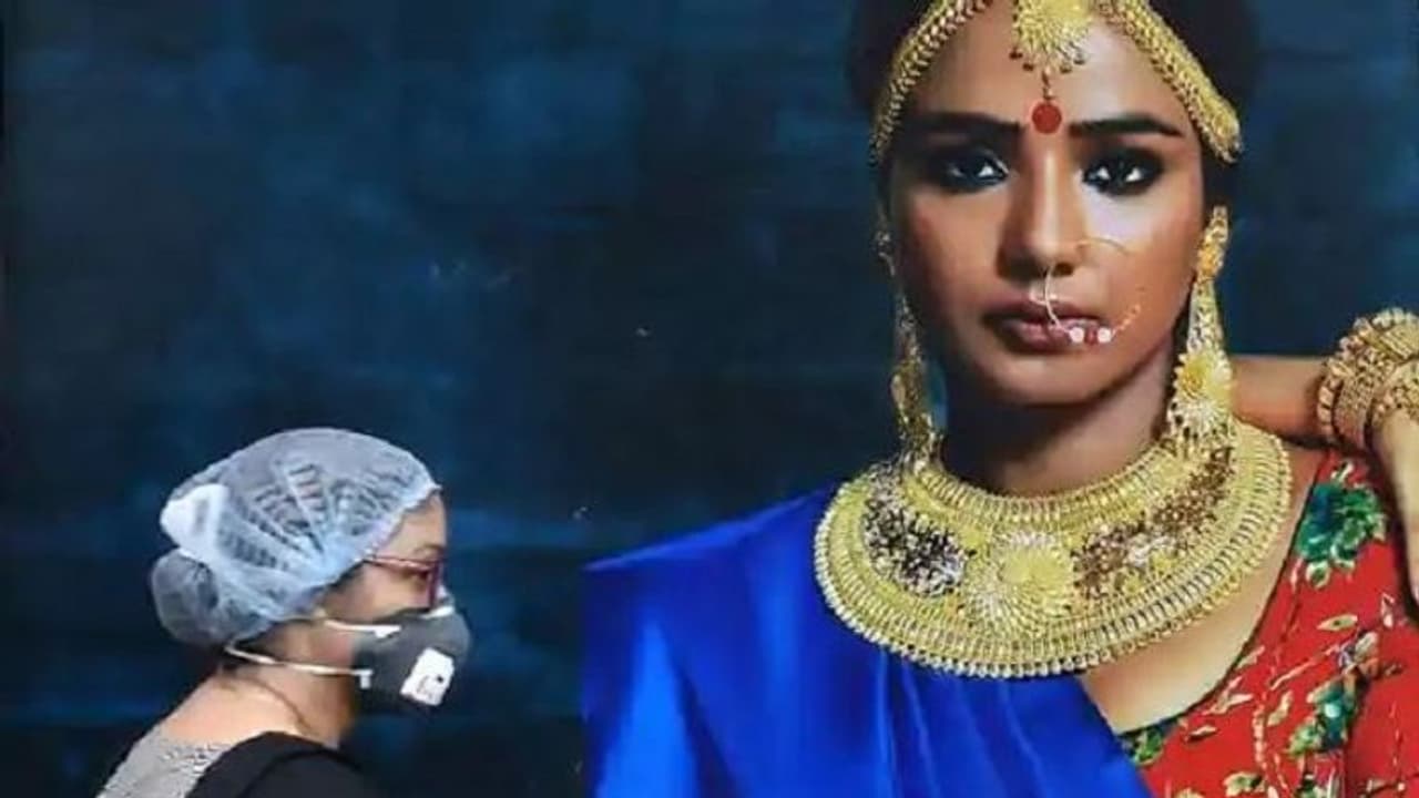 ‘భగభగ’మంటున్న బంగారం ధరలు..నేడు 10గ్రాములకు ఎంతంటే..? ‘భగభగ’మంటున్న బంగారం ధరలు..నేడు 10గ్రాములకు ఎంతంటే..?