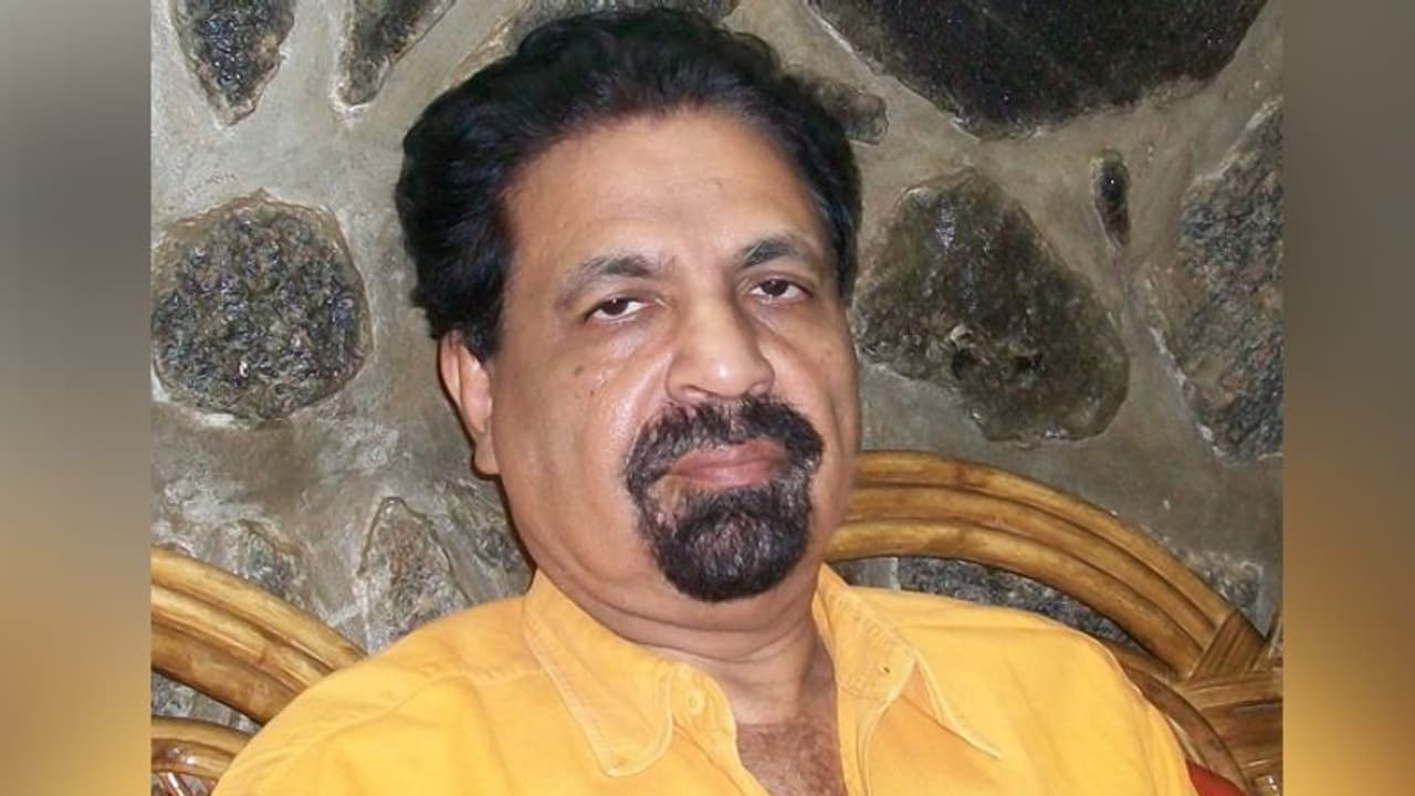 വാരിയംകുന്നത്തിനെക്കുറിച്ചുള്ള സിനിമ നേരത്തെ തീരുമാനിച്ചത്; പിടി കുഞ്ഞുമുഹമ്മദ് ഏഷ്യാനെറ്റ് ന്യൂസിനോട് വാരിയംകുന്നത്തിനെക്കുറിച്ചുള്ള സിനിമ നേരത്തെ തീരുമാനിച്ചത്; പിടി കുഞ്ഞുമുഹമ്മദ് ഏഷ്യാനെറ്റ് ന്യൂസിനോട്