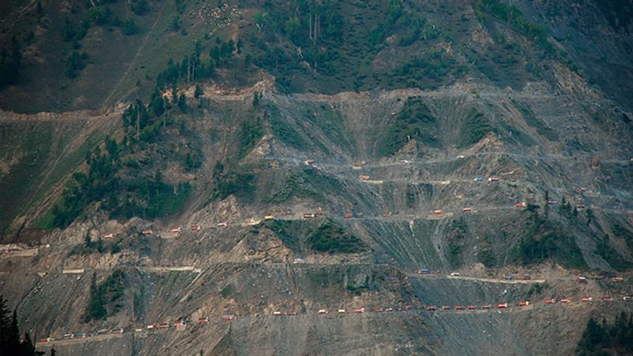 భారత్ చైనా మధ్య చర్చలు: వెనక్కి వెళ్లేందుకు సానుకూలత భారత్ చైనా మధ్య చర్చలు: వెనక్కి వెళ్లేందుకు సానుకూలత