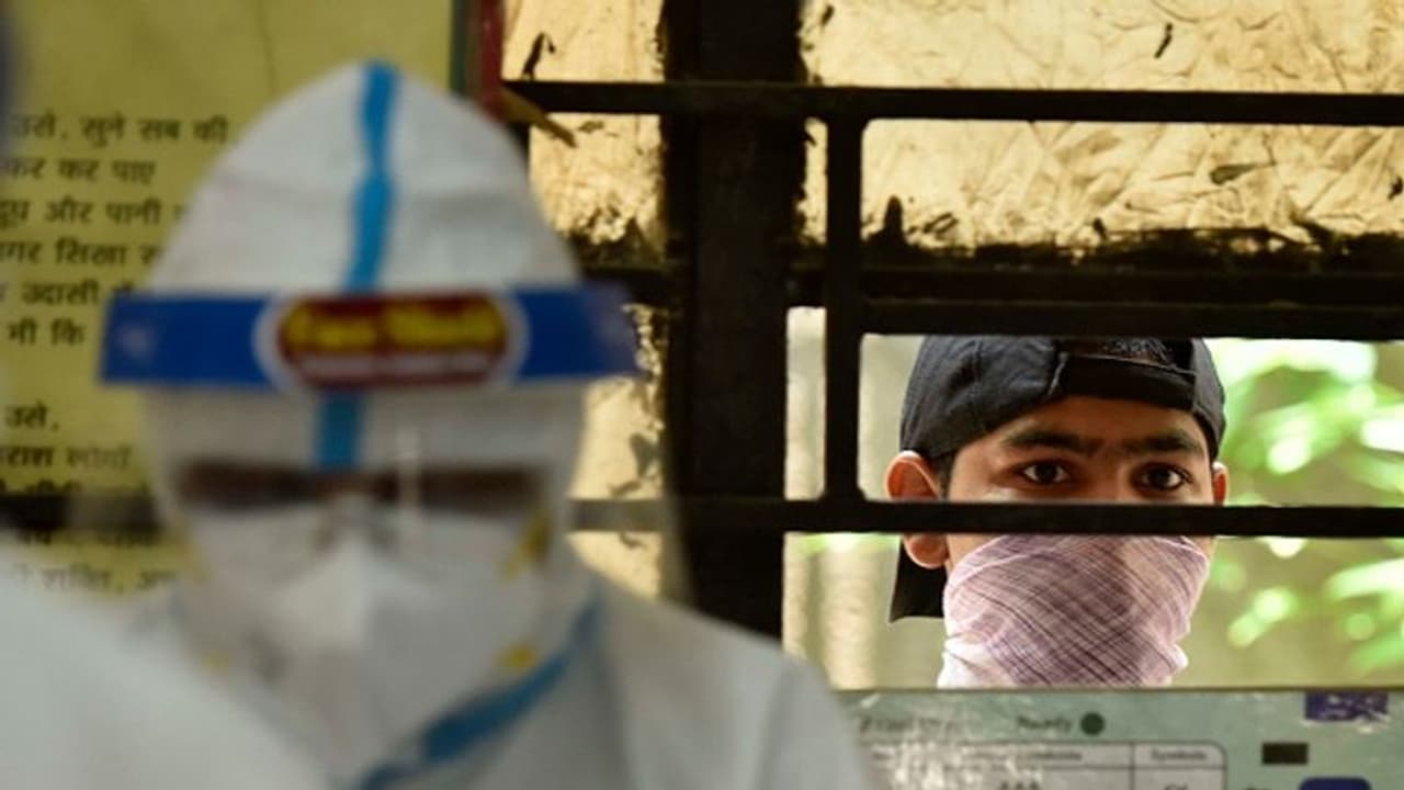 দেশে করোনায় মৃতের সংখ্যা ১৬ হাজার ছাড়াল, আক্রান্ত সাড়ে ৫ লক্ষের কাছাকাছি