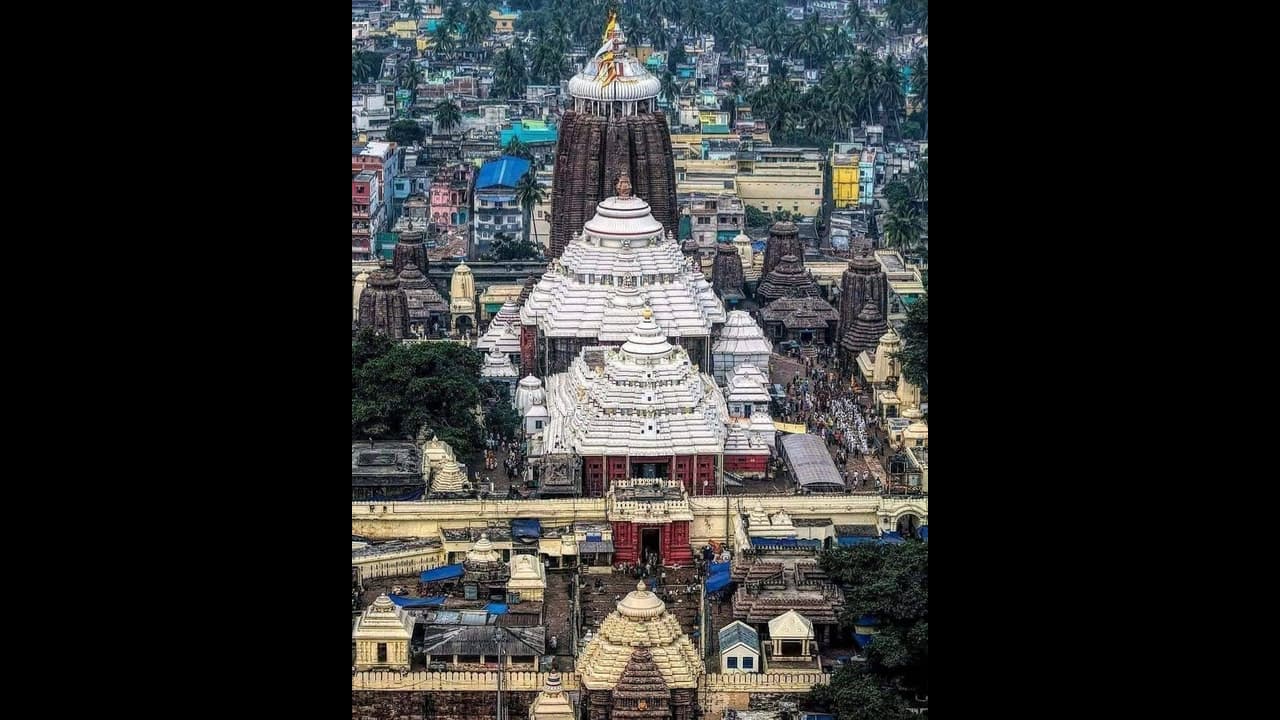 4 ದಶಕದ ಬಳಿಕ ನಕಲಿ ಕೀ ಬಳಸಿ ಪುರಿ ಜಗನ್ನಾಥನ ರತ್ನ ಭಂಡಾರ ಓಪನ್, ಖಜಾನೆ ಲೂಟಿ ಮಾಡಲಾಗಿದ್ಯಾ? 