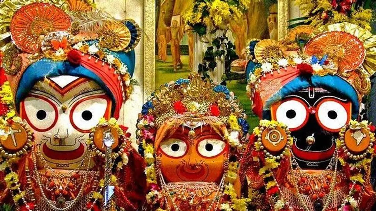 করোনার জেরে রাজপথে নামলনা ইস্কনের রথ, মন্দিরে বস্ত্র ও ভোগ পাঠিয়েছেন মুখ্যমন্ত্রী