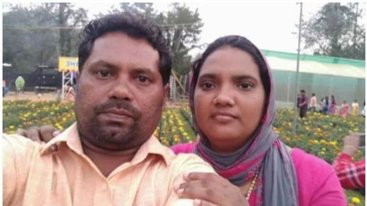 മുൻ സിപിഎം നേതാക്കളുടെ പ്രളയഫണ്ട് തട്ടിപ്പിന് തെളിവ്, പണം പിന്‍വലിച്ചതിന്‍റെ റസീറ്റുകള്‍ പിടിച്ചെടുത്തു