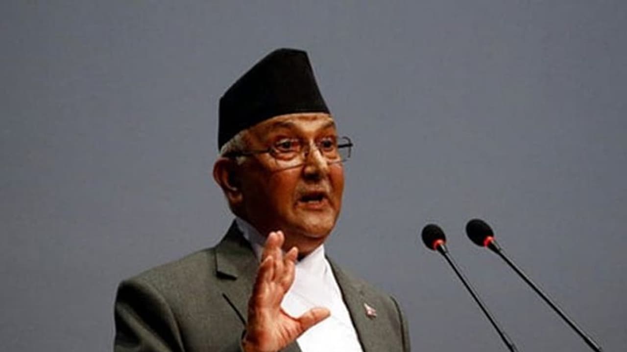 भारत का विरोध करते हुए ओली पड़े अलग थलक, दहल के बाद विदेश मंत्री ने कहा भारत से खराब ना करें हमारा रिश्ता भारत का विरोध करते हुए ओली पड़े अलग थलक, दहल के बाद विदेश मंत्री ने कहा भारत से खराब ना करें हमारा रिश्ता