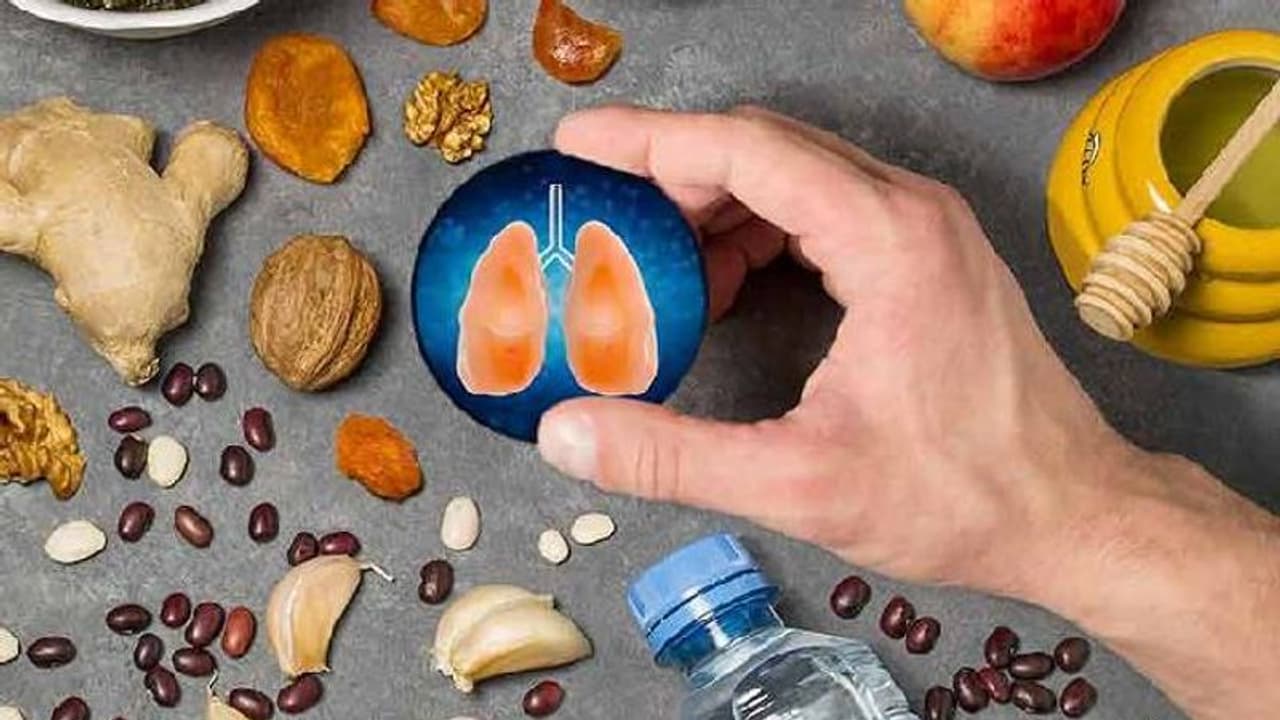 ശ്വാസകോശത്തെ ആരോഗ്യമുള്ളതാക്കാൻ കഴിക്കാം ഈ ഭക്ഷണങ്ങള്... ശ്വാസകോശത്തെ ആരോഗ്യമുള്ളതാക്കാൻ കഴിക്കാം ഈ ഭക്ഷണങ്ങള്...